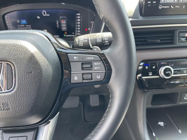 used 2025 Honda Pilot car, priced at $50,793