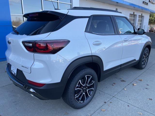 new 2025 Chevrolet TrailBlazer car, priced at $30,181