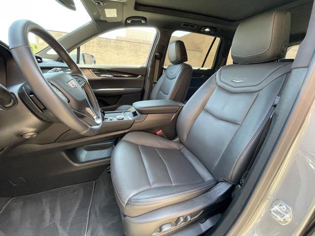 used 2025 Cadillac XT6 car, priced at $49,986