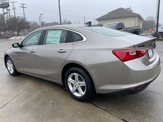 new 2024 Chevrolet Malibu car, priced at $25,815