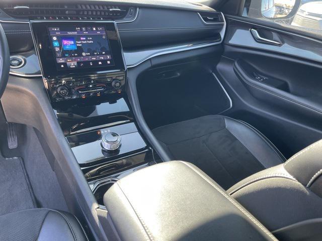 used 2022 Jeep Grand Cherokee car, priced at $30,984