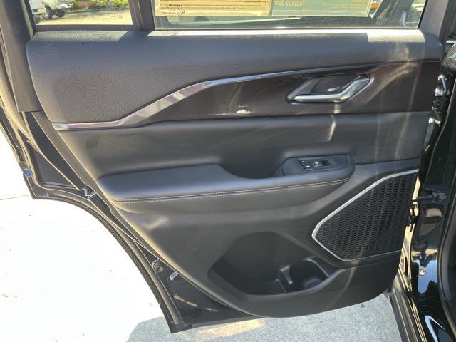 used 2022 Jeep Grand Cherokee car, priced at $30,984