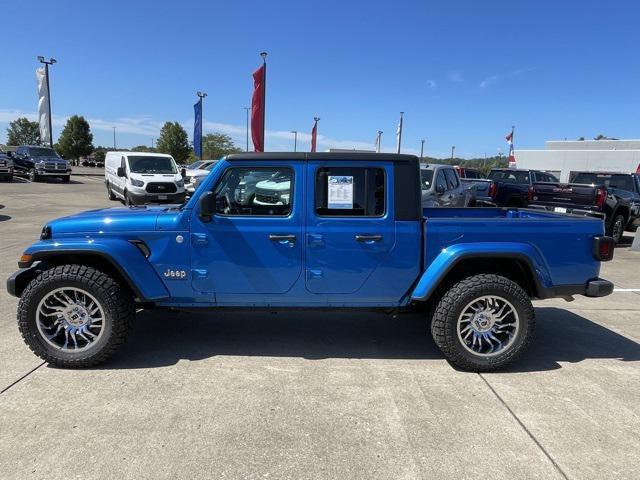 used 2023 Jeep Gladiator car, priced at $34,998