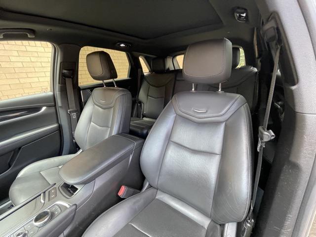 used 2023 Cadillac XT5 car, priced at $34,887