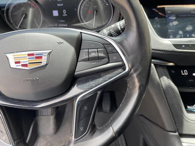 used 2023 Cadillac XT5 car, priced at $34,887
