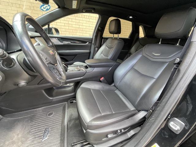 used 2023 Cadillac XT5 car, priced at $34,887