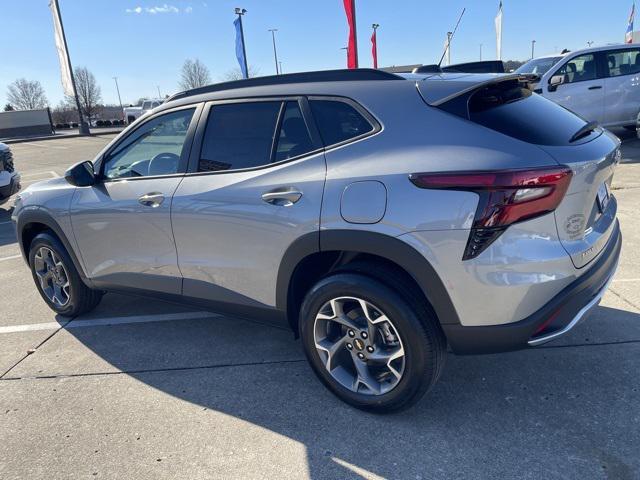 new 2025 Chevrolet Trax car, priced at $23,441