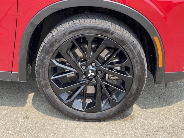 used 2023 Mitsubishi Outlander car, priced at $24,895