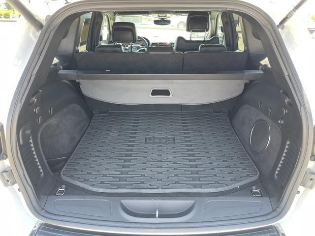 used 2021 Jeep Grand Cherokee car, priced at $21,694