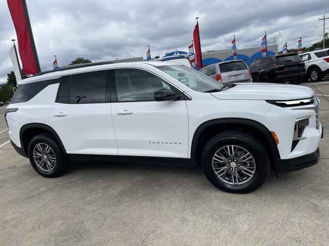 used 2025 Chevrolet Traverse car, priced at $38,994