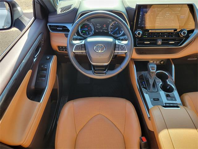 used 2022 Toyota Highlander Hybrid car, priced at $49,701