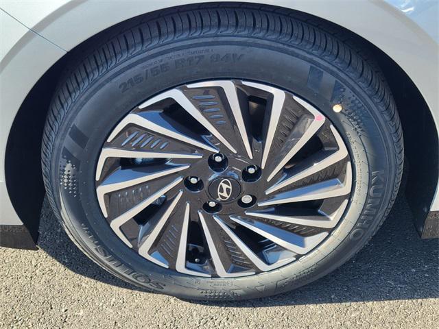 new 2025 Hyundai Sonata Hybrid car, priced at $32,575