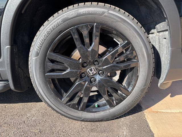 used 2021 Honda Pilot car, priced at $32,911