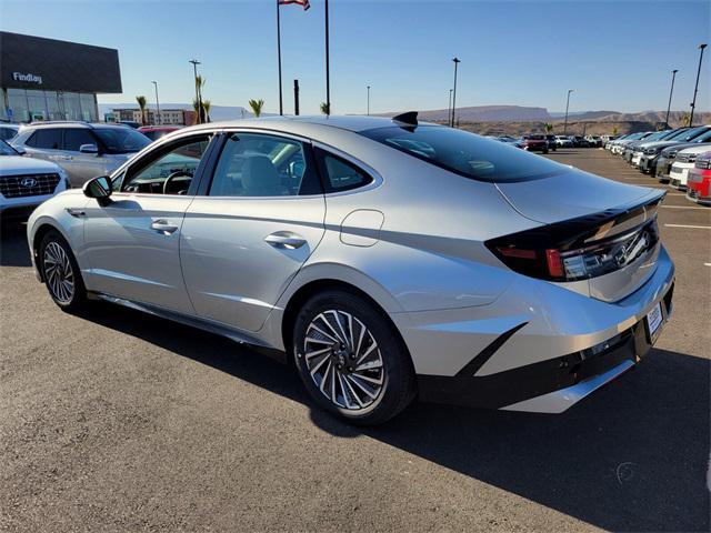 new 2025 Hyundai Sonata Hybrid car, priced at $32,565