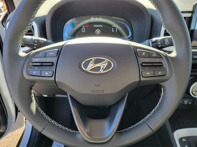 new 2025 Hyundai Venue car, priced at $25,415