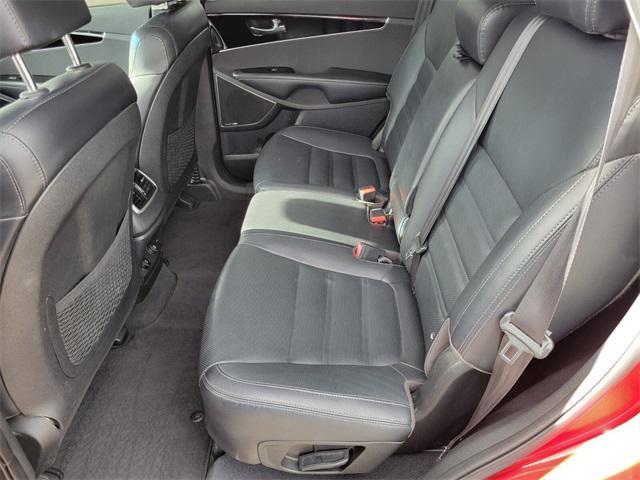 used 2020 Kia Sorento car, priced at $21,565