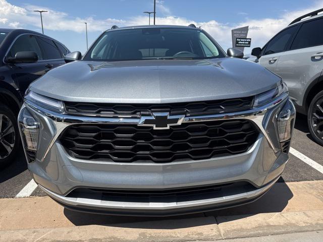 used 2024 Chevrolet Trax car, priced at $23,306