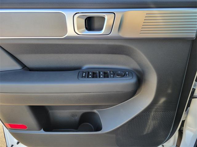 new 2025 Hyundai Santa Fe car, priced at $38,650