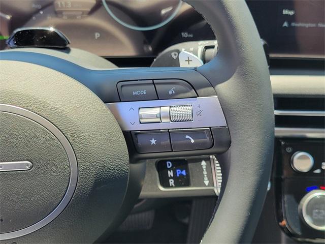 new 2025 Hyundai TUCSON Hybrid car, priced at $37,805
