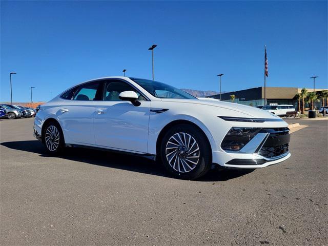 new 2025 Hyundai Sonata Hybrid car, priced at $39,555