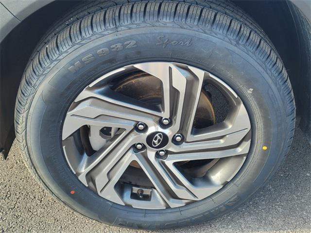 used 2022 Hyundai Santa Fe car, priced at $25,995