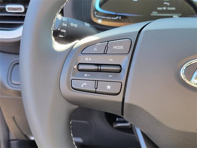 new 2025 Hyundai Venue car, priced at $26,050