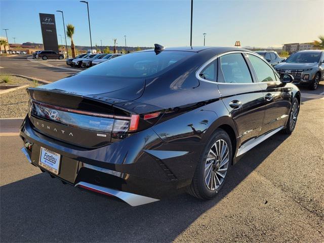 new 2025 Hyundai Sonata Hybrid car, priced at $32,575