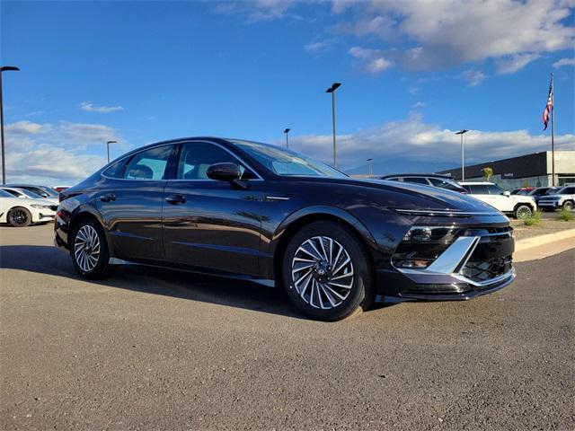 new 2025 Hyundai Sonata Hybrid car, priced at $32,575