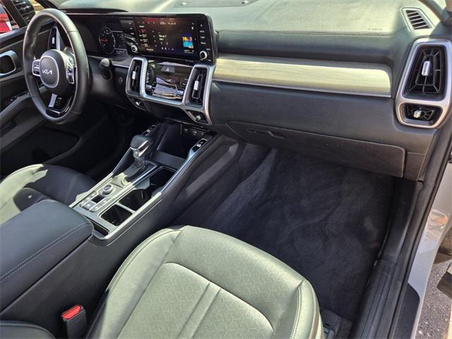 used 2022 Kia Sorento car, priced at $33,658