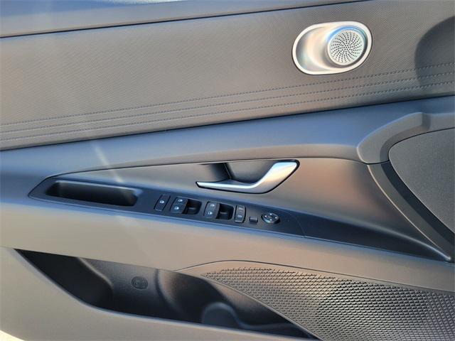 new 2025 Hyundai ELANTRA HEV car, priced at $26,994