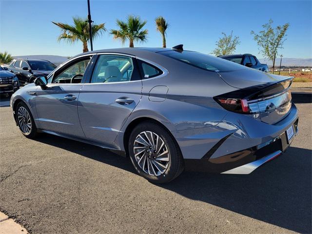 new 2025 Hyundai Sonata Hybrid car, priced at $39,030
