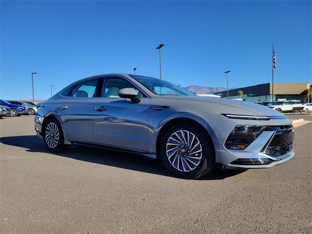 new 2025 Hyundai Sonata Hybrid car, priced at $39,030