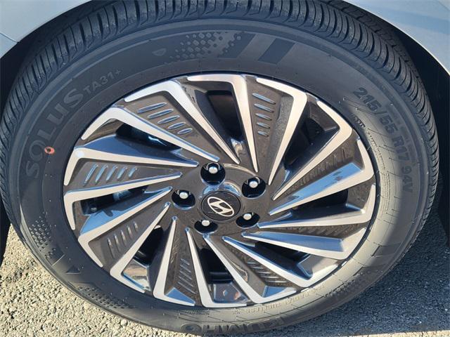 new 2025 Hyundai Sonata Hybrid car, priced at $39,030