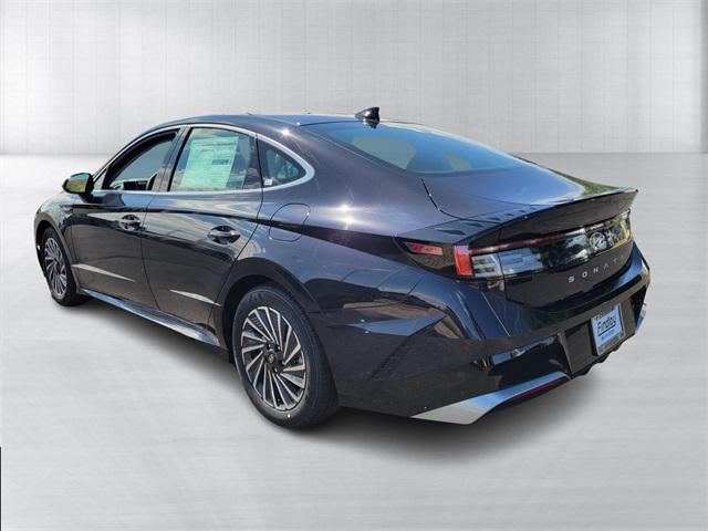 new 2024 Hyundai Sonata Hybrid car, priced at $32,435