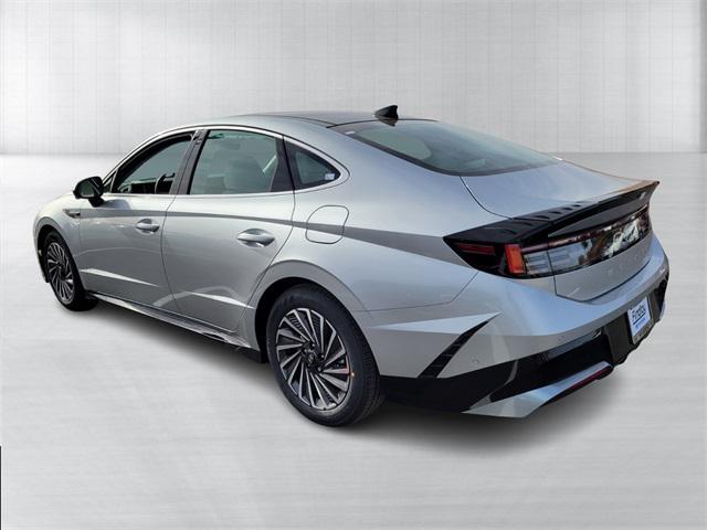 new 2025 Hyundai Sonata Hybrid car, priced at $39,185