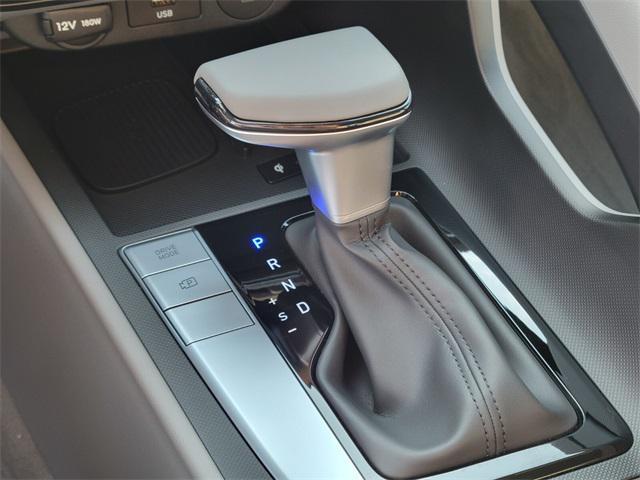 new 2025 Hyundai Elantra car, priced at $24,580