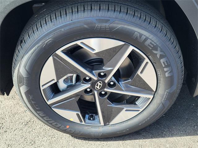 new 2025 Hyundai TUCSON Hybrid car, priced at $38,465