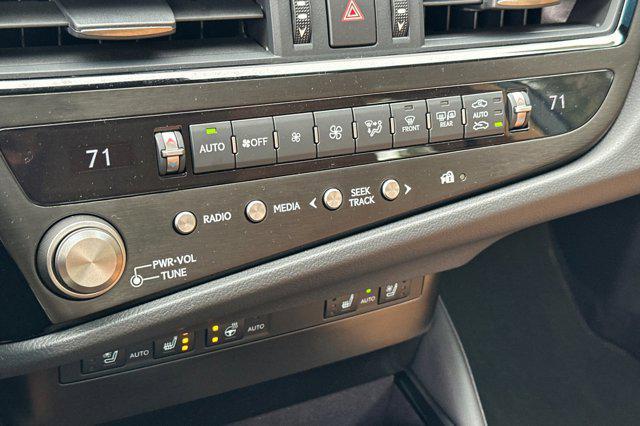 new 2025 Lexus ES 300h car, priced at $50,944