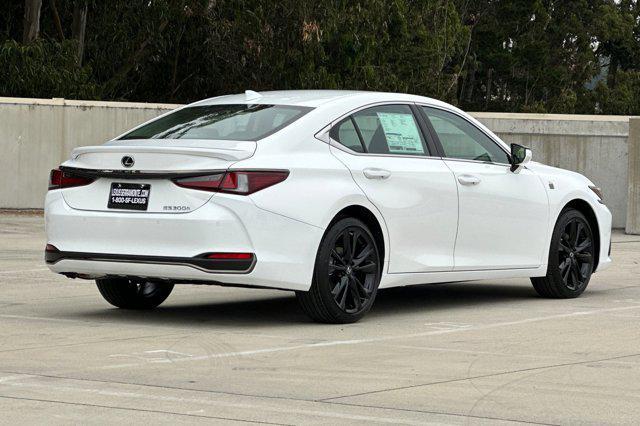 new 2025 Lexus ES 300h car, priced at $51,809