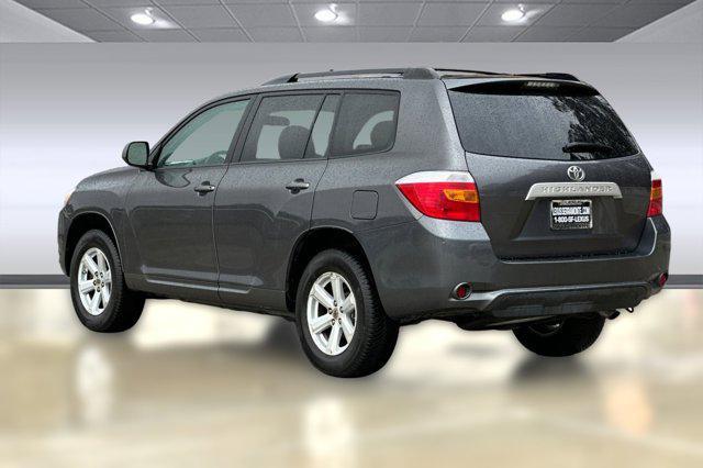 used 2010 Toyota Highlander car, priced at $10,998