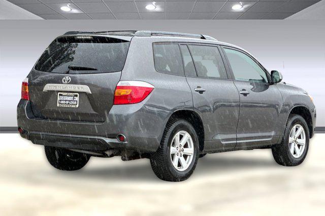 used 2010 Toyota Highlander car, priced at $10,998