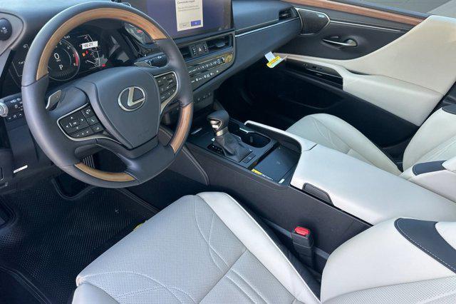 new 2025 Lexus ES 350 car, priced at $52,769