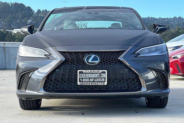 new 2024 Lexus ES 300h car, priced at $55,574