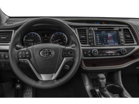 used 2015 Toyota Highlander car, priced at $19,999