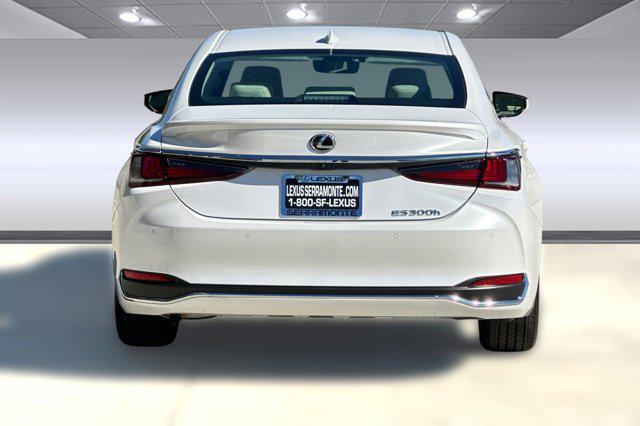 new 2025 Lexus ES 300h car, priced at $48,334