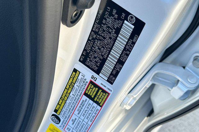 new 2025 Lexus ES 300h car, priced at $48,334