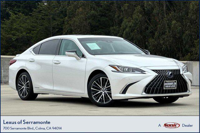 used 2022 Lexus ES 300h car, priced at $36,299