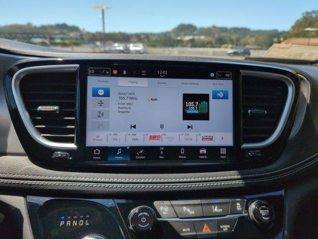 used 2022 Chrysler Pacifica Hybrid car, priced at $33,999