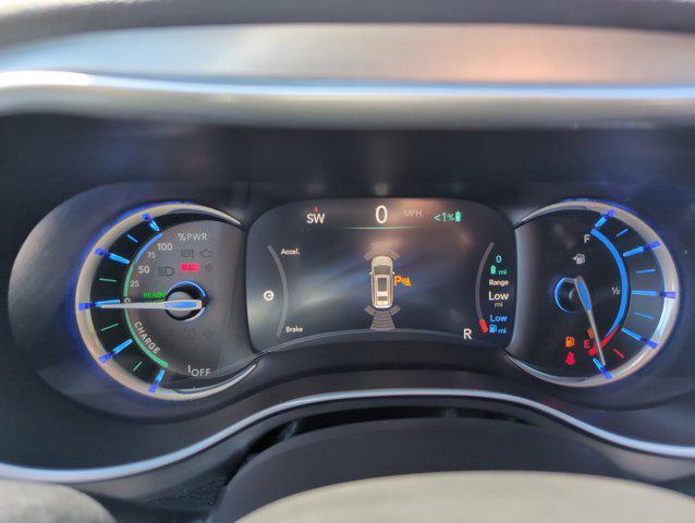 used 2022 Chrysler Pacifica Hybrid car, priced at $33,999