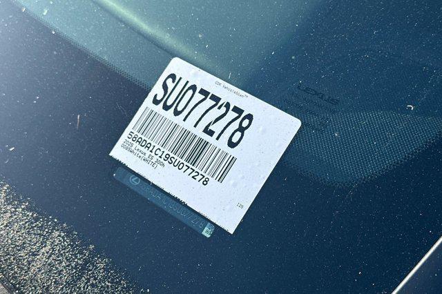 new 2025 Lexus ES 300h car, priced at $47,504